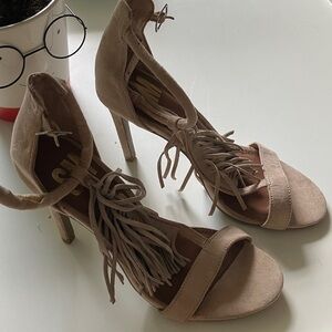 Elegant Tan Fringe Heels
